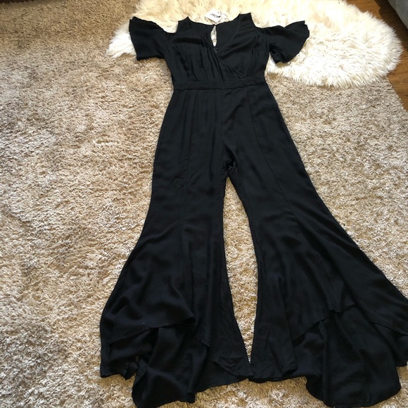 Jack by BB Dakota. Black Cold-Shoulder Bell Bottom Romper. NWT - Picture 4 of 5